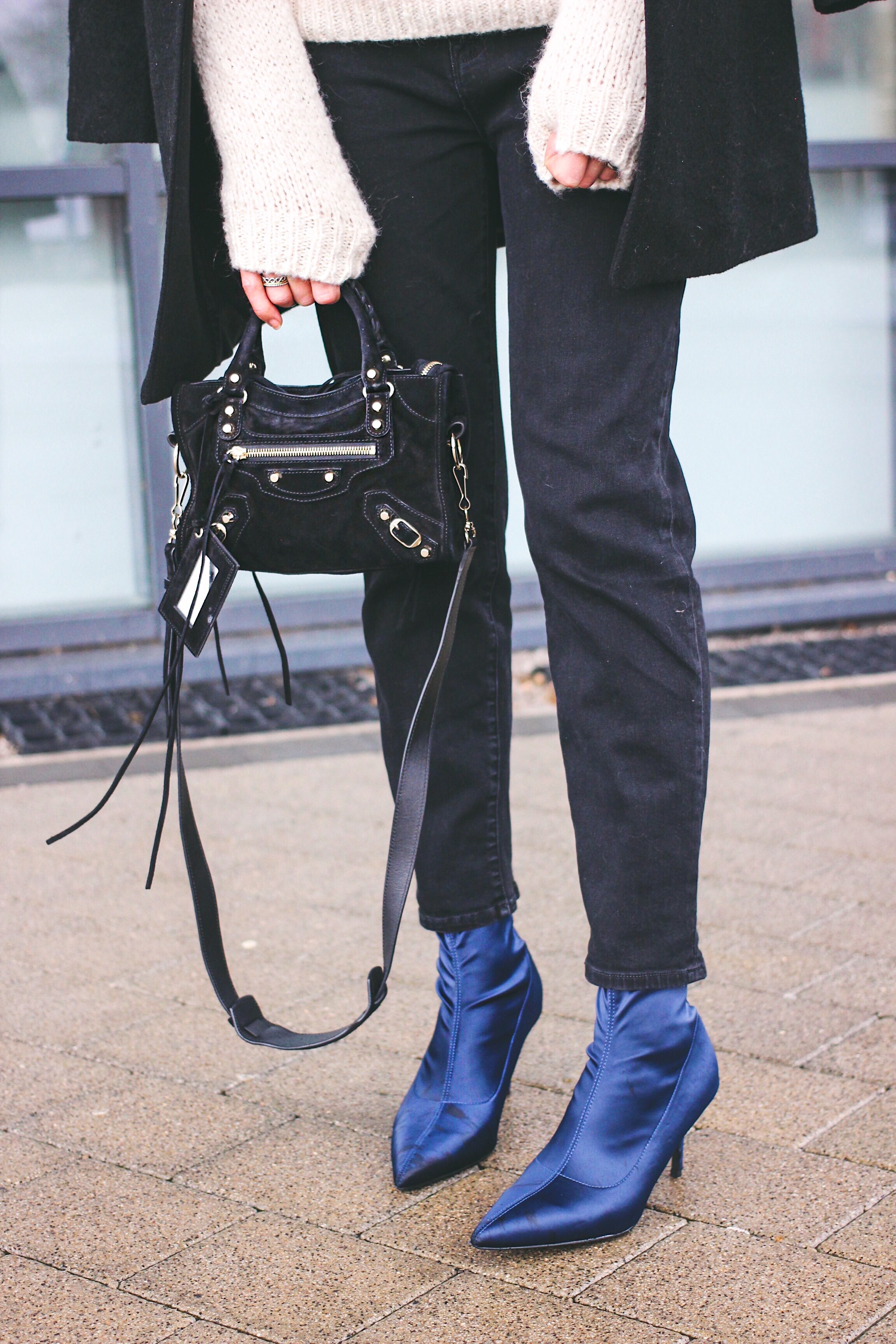 navy boots outfit